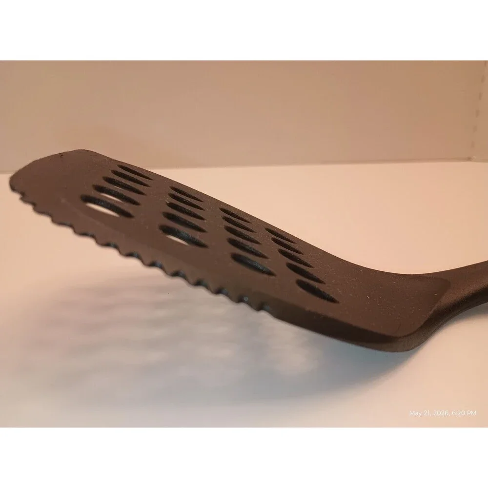 Goodful Slotted Turner Spatula, Black/Gray, Handle, Solid Pattern. NICE!
